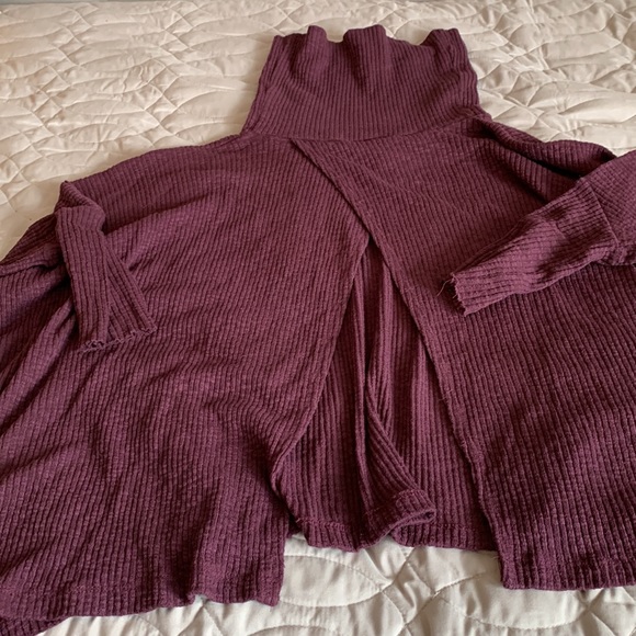 Free People cowl neck open back top - Picture 4 of 4